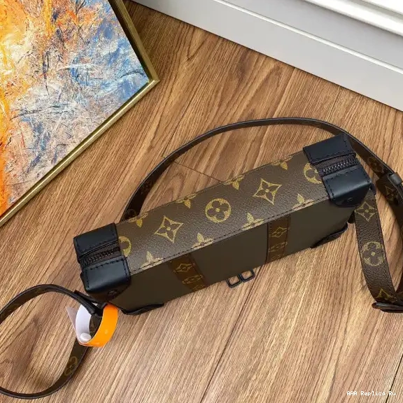 AAA Replica Ru WALLET SOFT LOUIS VUITTON TRUNK 0524